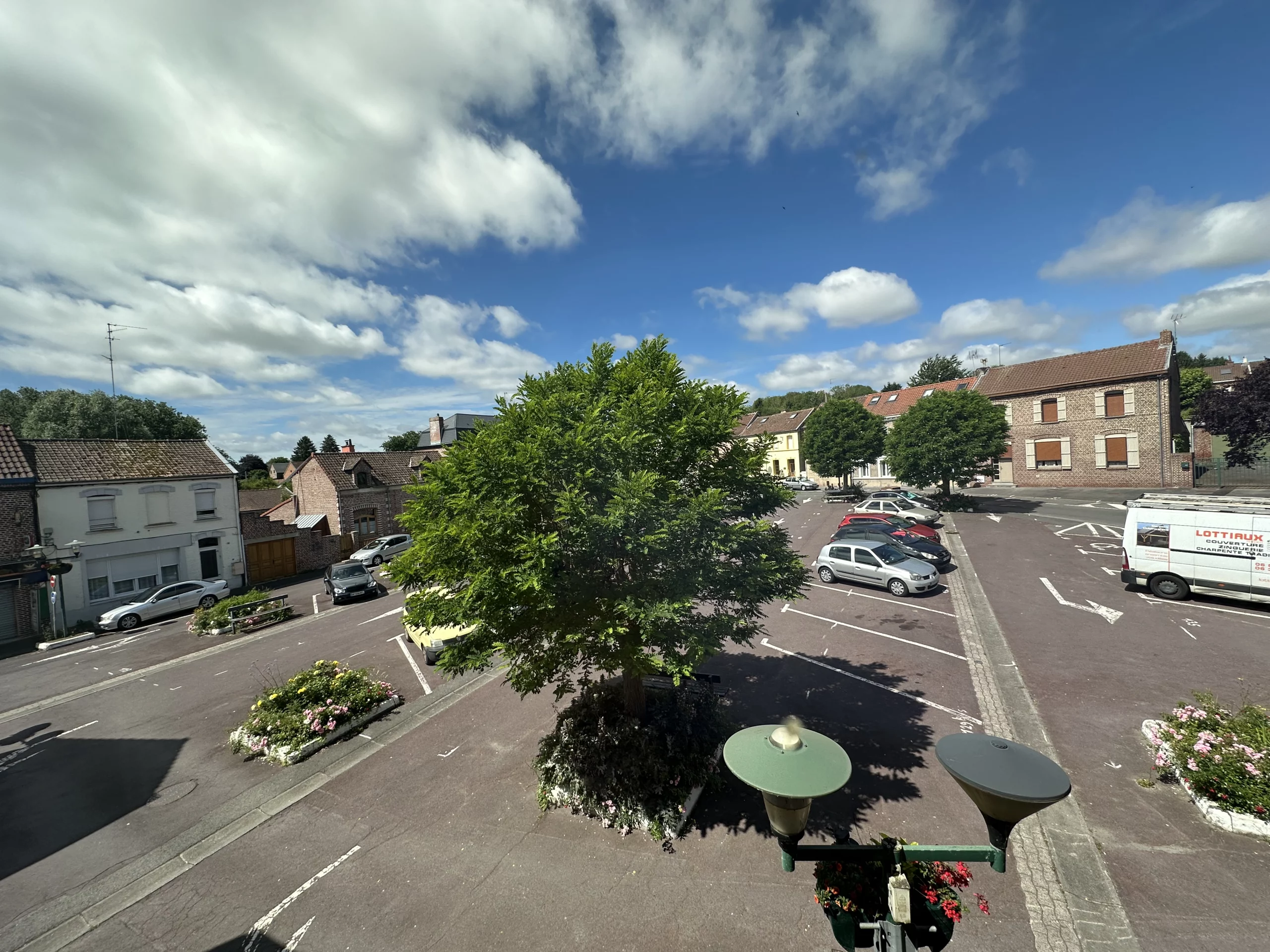 Parking gratuit STAJ Nord-Artois pour location de salle à Aulnoy-lez-Valenciennes